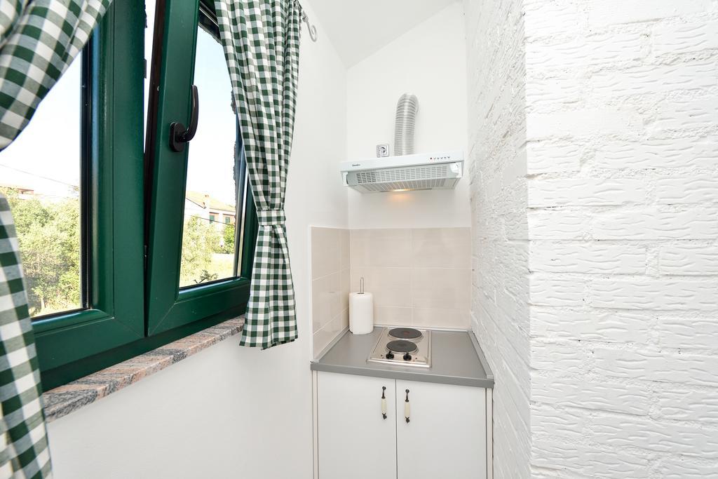 Holiday Home Jakov Бибине Екстериор снимка